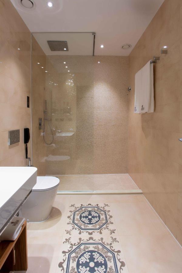 D'Avenue Boutique Hotel Accra Haatso Kültér fotó